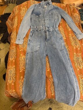 Light Wash Denim Jumpsuit sz 2R